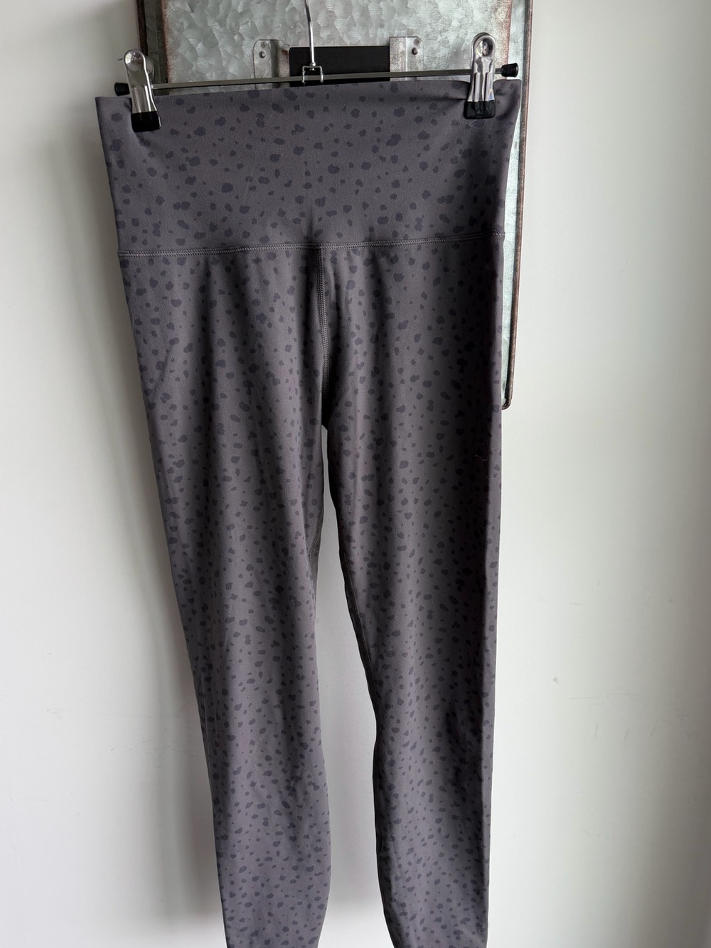 Vuori leggings, great condition, size small